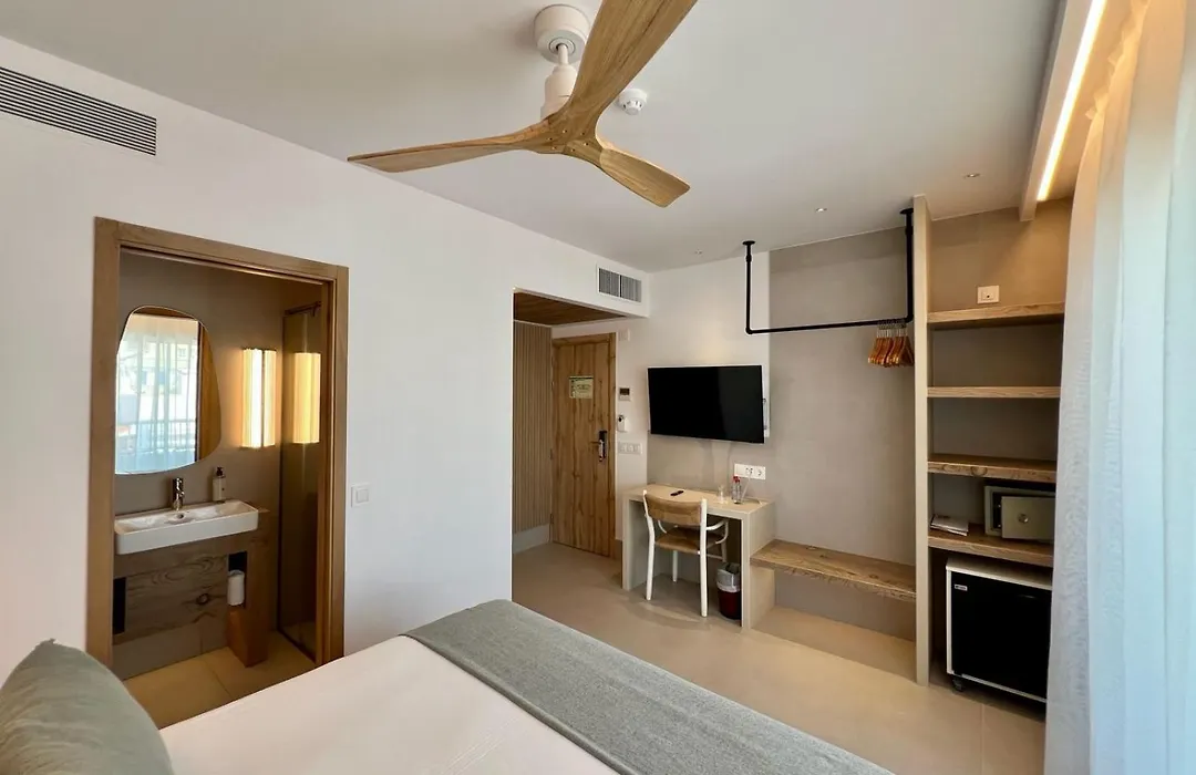 Lux Isla-1